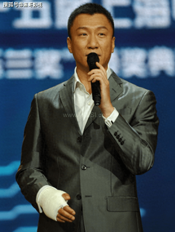 苹果首款折叠屏装备爆料:内屏搭载屏下摄像头手艺表屏挖孔计划-国产免费黄色网站_国产免费黄色网站V1-农商银行负债十五亿不还的后果及管理计划