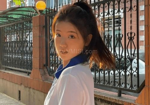 只吃瓜不看戏的网红,揭秘只吃瓜不看戏的网红传奇