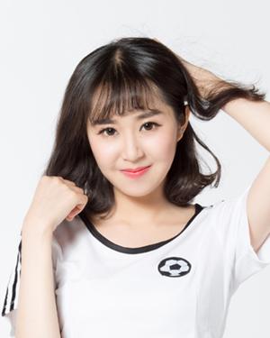 李梦琳,艺术世家才女，饺子导演背后的智慧力量