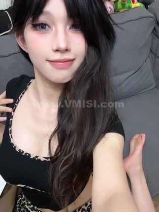 抖音网红晴天小猪本猪作品资源，娇小可爱笑翻网友堪称减速带