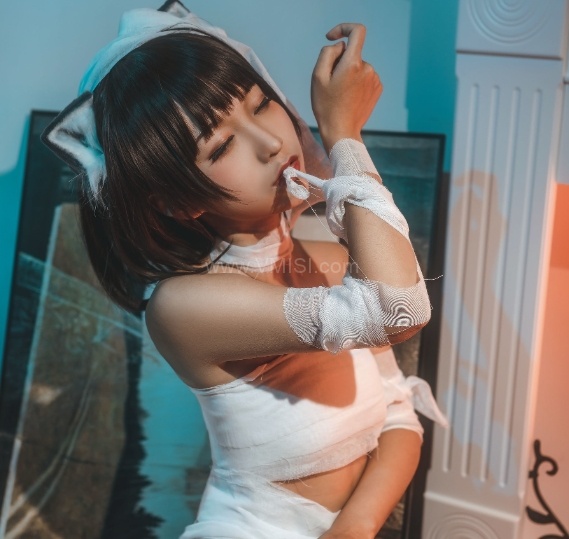 175446.png 蠢沫沫NO.056《绷带猫》:妖媚与俏皮的完美融合插图2