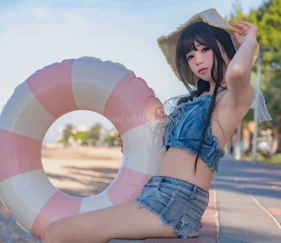 20250317113832174218271224090.jpg 咬一口兔娘ovo – 海の夏日:海边的夏日梦 第1张