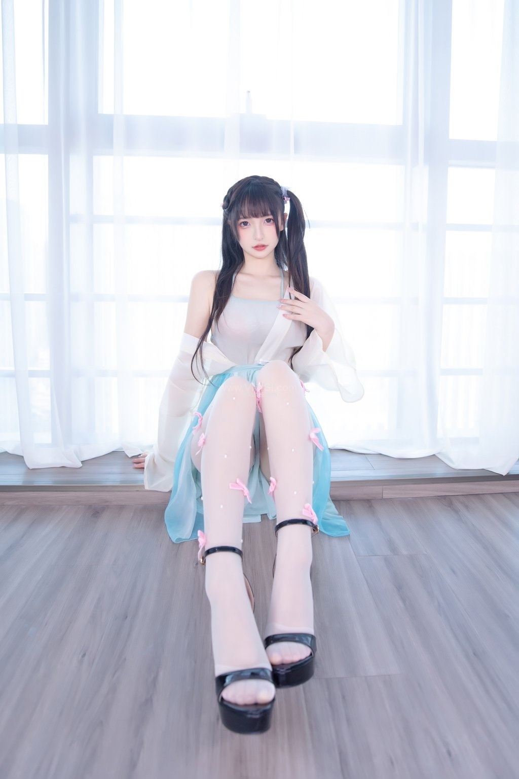 04015725329.jpg 神楽坂真冬 – VOL.107 醉梦星河